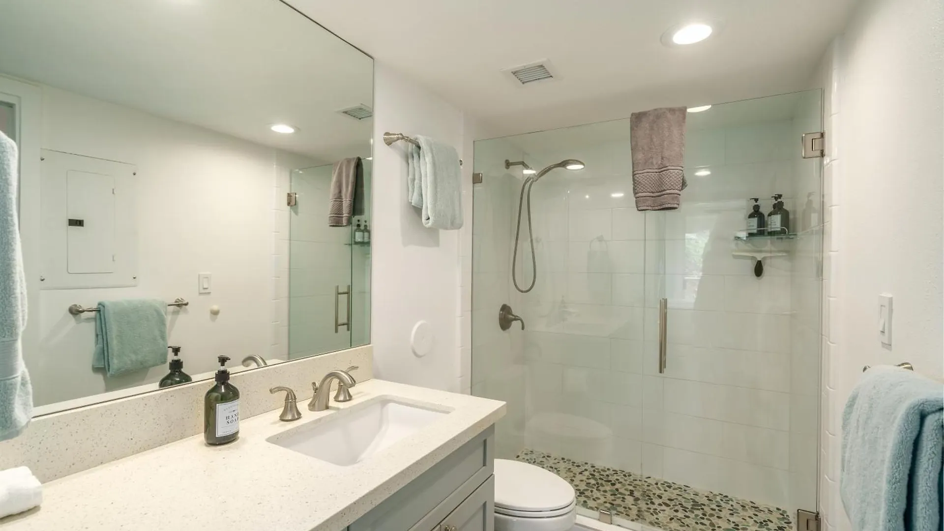 Aparthotel Renovated Condo - 3 Min Walk To Toes In The Sand! Wailea  United States